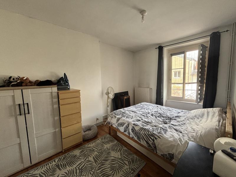 Appartement - 105 m² - 5 pièces