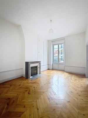 Appartement - 118 m² - 4 pièces