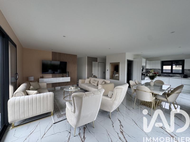 Maison - 101 m² - 4 pièces