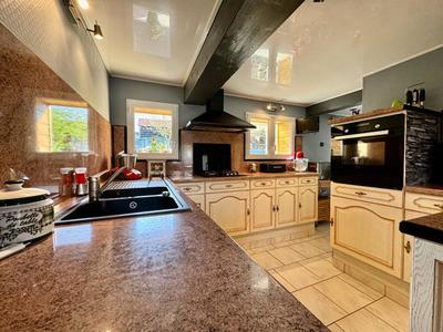 Maison - 175 m² - 7 pièces