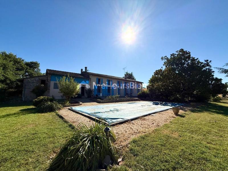 Maison - 248 m² - 7 pièces