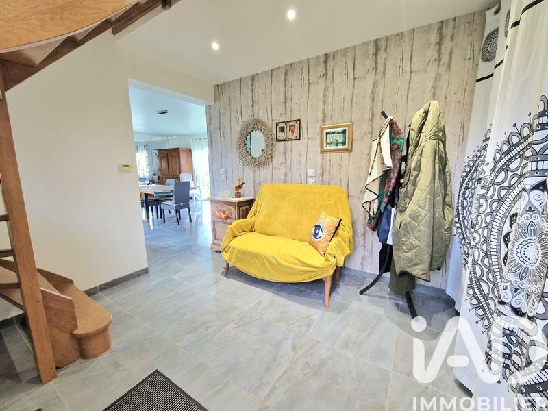 Maison - 205 m² - 6 pièces
