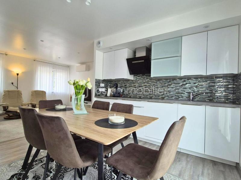 Appartement - 64 m² - 3 pièces