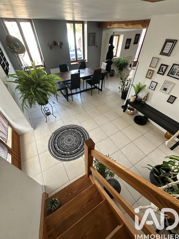 Maison - 203 m² - 7 pièces