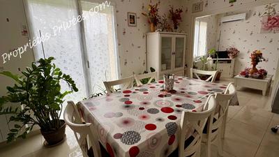 Maison - 64 m² - 8 pièces