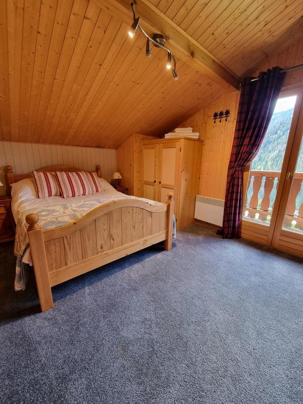 Châlet - 180 m² - 9 pièces