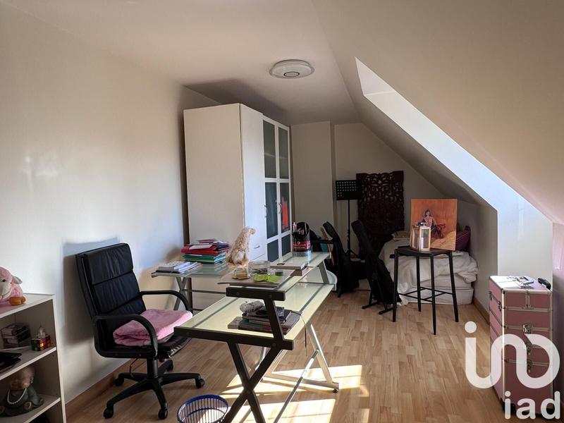 Maison - 137 m² - 6 pièces