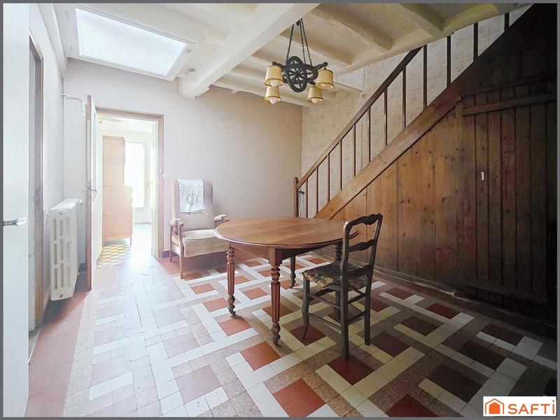 Maison - 99 m² - 4 pièces