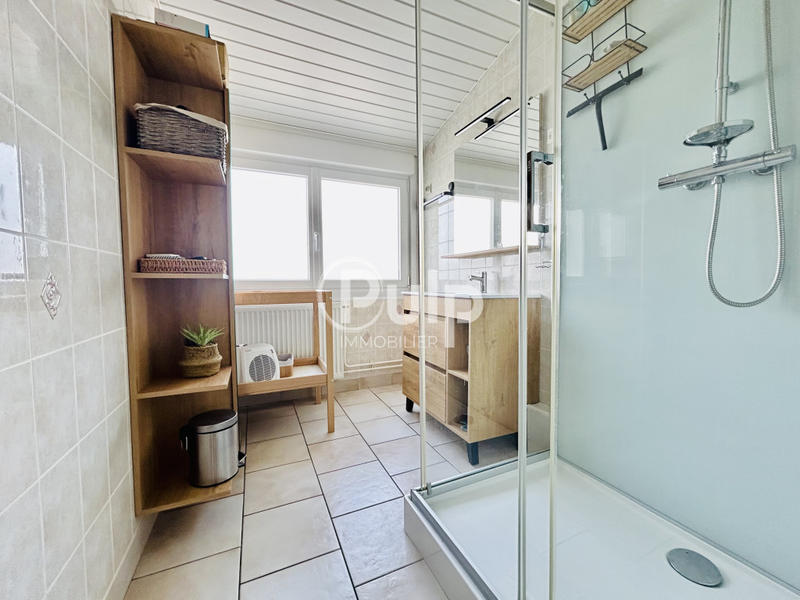 Maison - 101 m² - 6 pièces