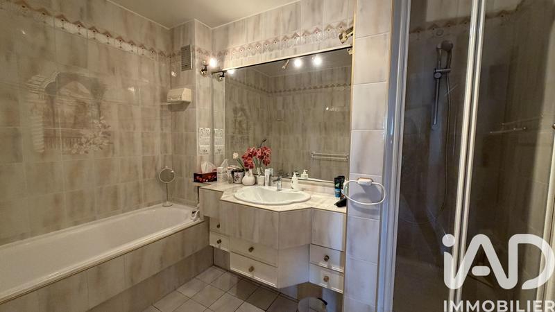 Appartement - 93 m² - 4 pièces