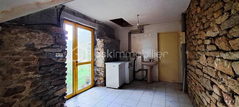 Maison en pierre - 98 m² - 4 pièces