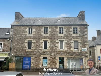 Immeuble - 220 m² - 13 pièces