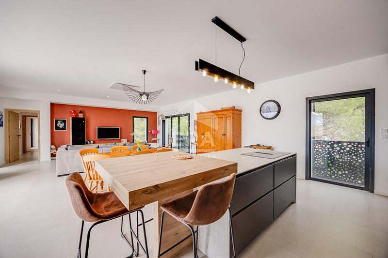 Villa - 140 m² - 5 pièces