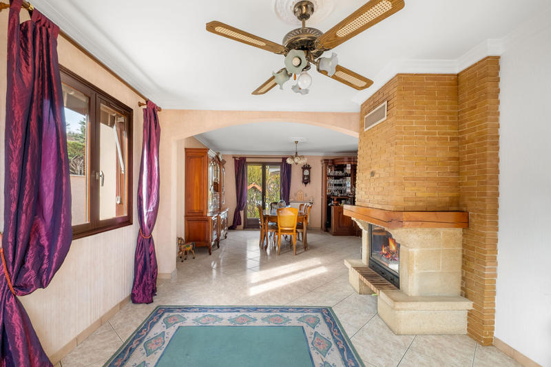 Maison - 157 m² - 7 pièces