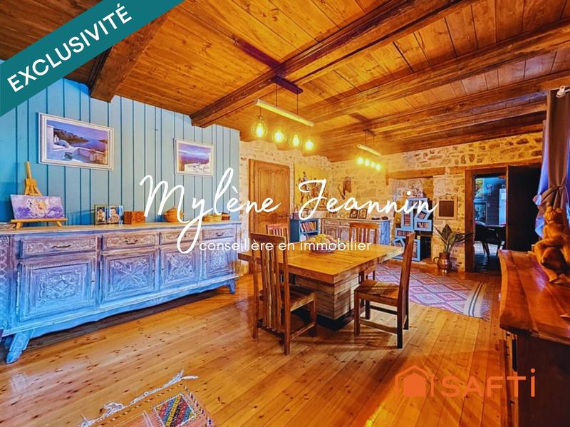 Maison - 238 m² - 7 pièces