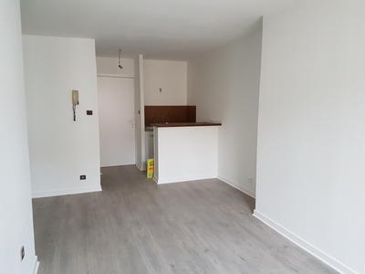 Studio - 25 m² - 1 pièce