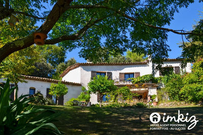 Maison - 197 m² - 7 pièces