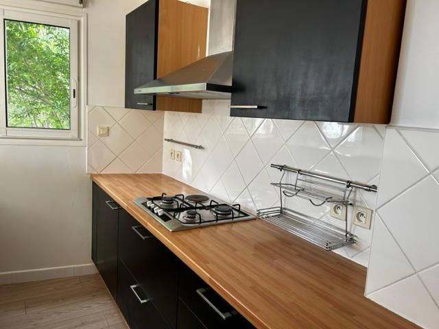 Appartement - 90 m² - 5 pièces