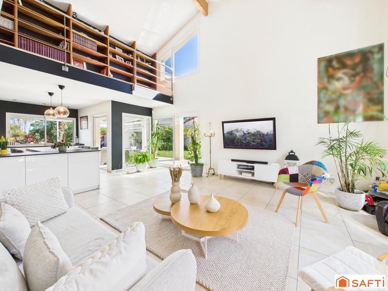 Maison - 170 m² - 5 pièces