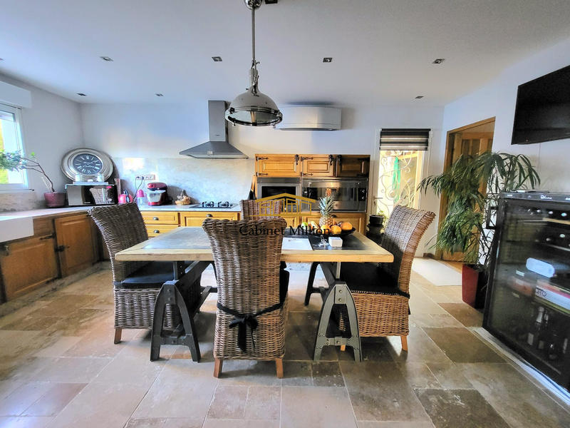 Maison - 113 m² - 4 pièces