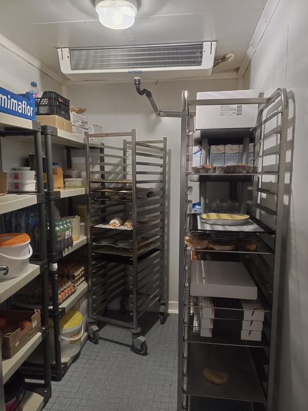 Fonds de commerce - Magasins - 1 000 m²