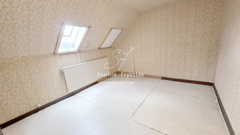 Maison - 96 m² - 5 pièces