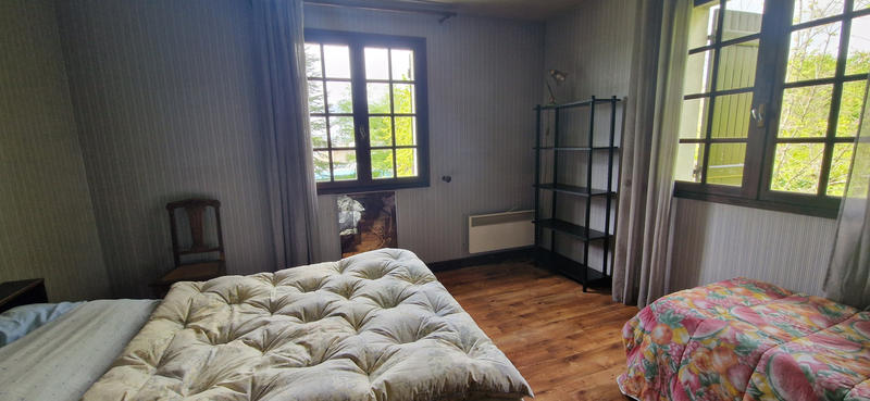 Maison - 195 m² - 7 pièces