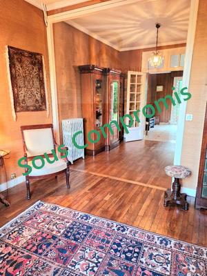 Maison - 138 m² - 7 pièces