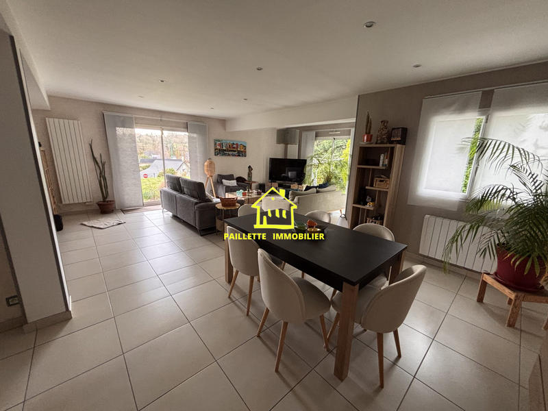 Maison - 165 m² - 6 pièces