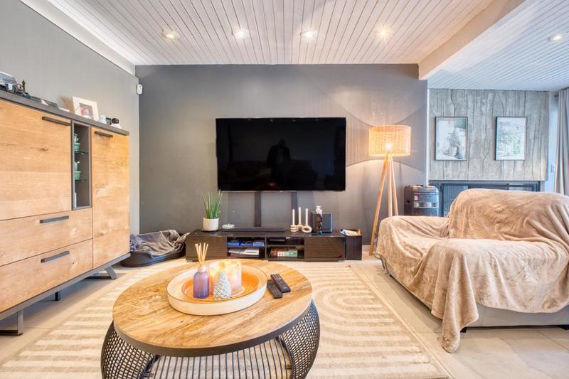 Pavillon - 135 m² - 6 pièces