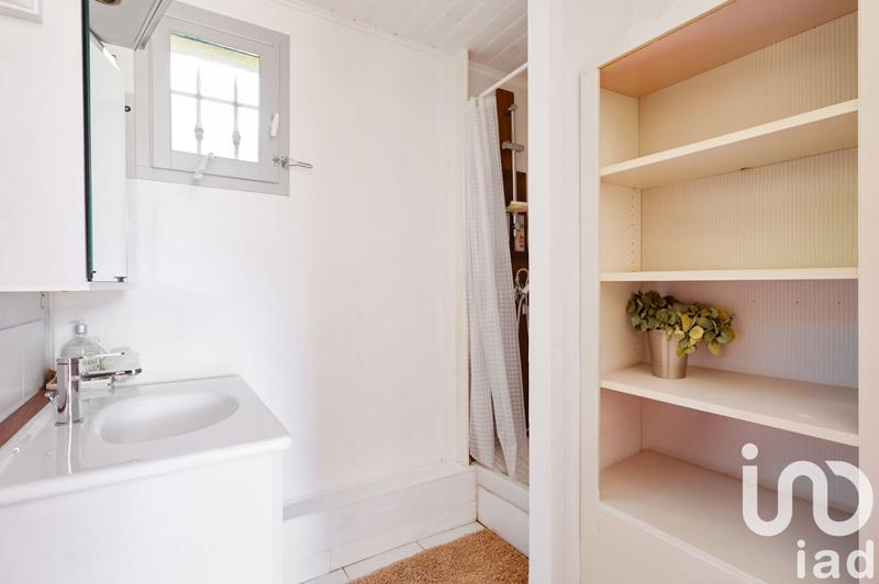 Maison - 180 m² - 7 pièces