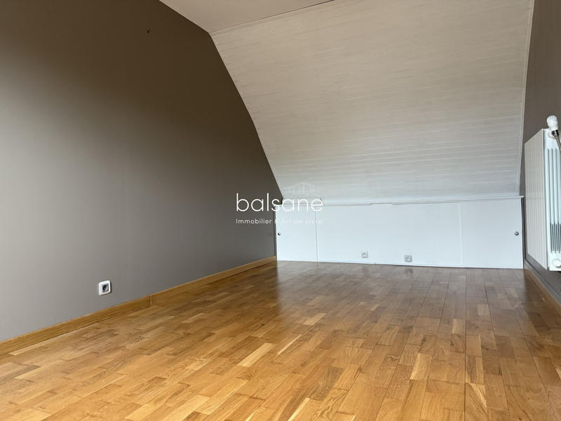 Maison - 127 m² - 7 pièces