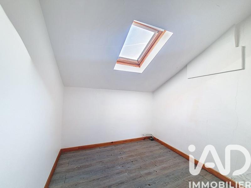 Maison - 92 m² - 6 pièces