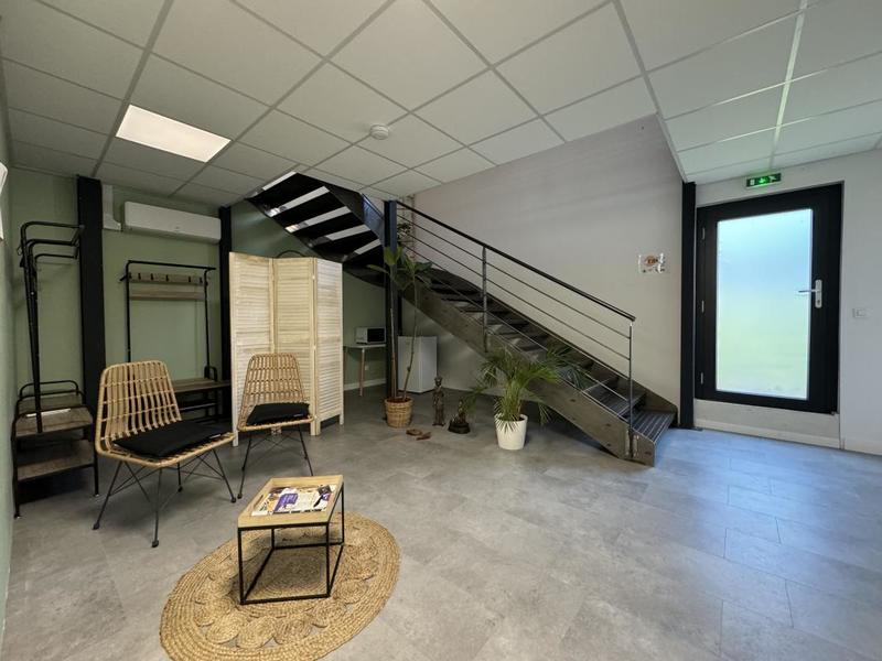 Bureau - 13 m² - 1 pièce