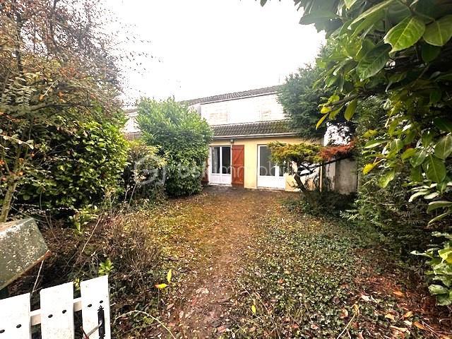 Maison - 85 m² - 5 pièces