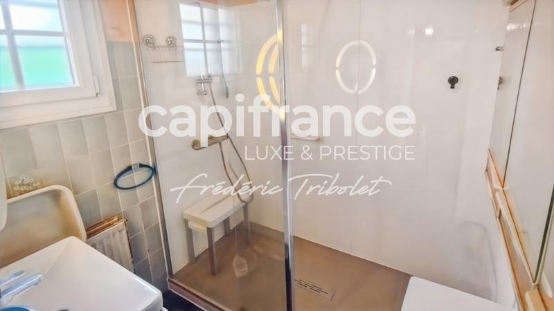 Maison - 99 m² - 5 pièces