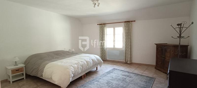 Demeure - 281 m² - 13 pièces