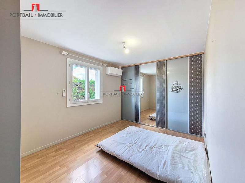 Maison traditionnelle - 145 m² - 6 pièces