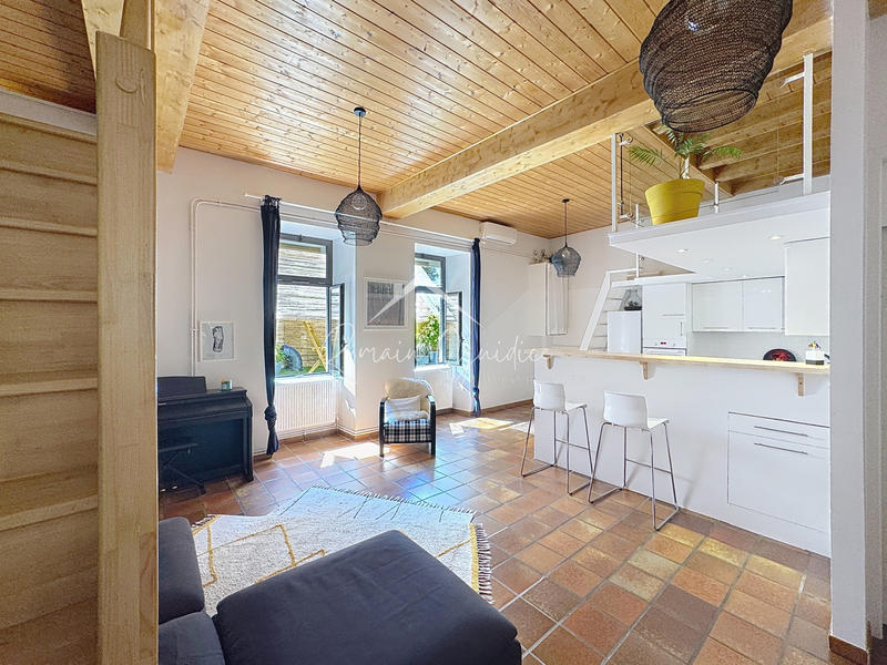 Appartement - 67 m² - 3 pièces