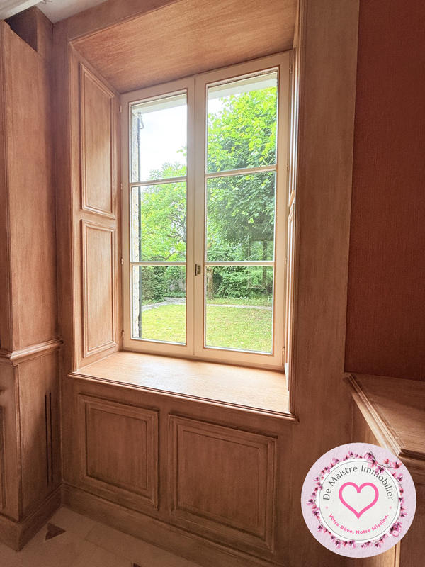 Maison - 343 m² - 13 pièces