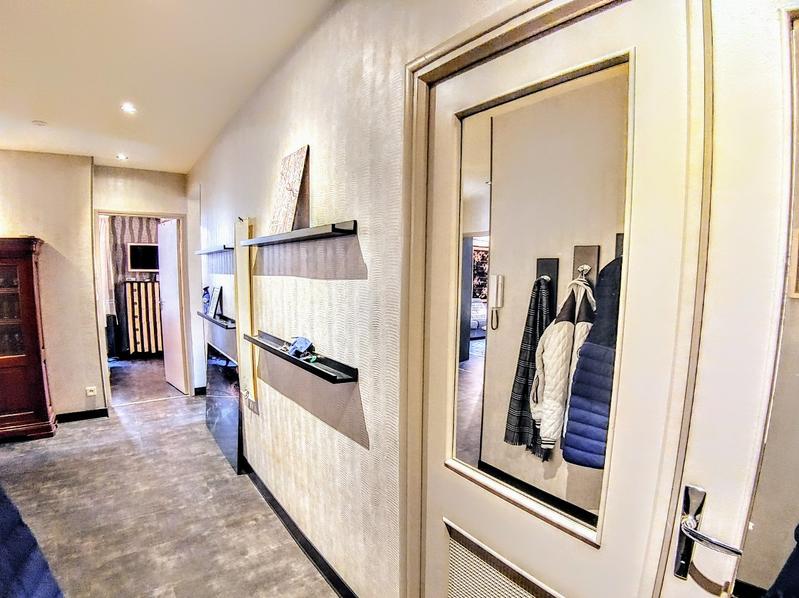 Appartement - 160 m² - 6 pièces