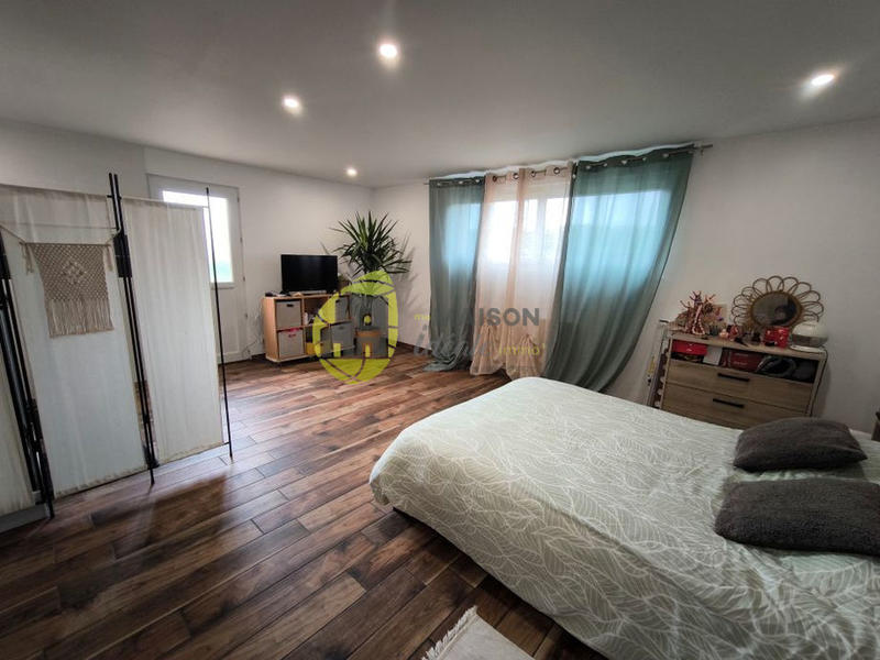 Maison - 153 m² - 7 pièces