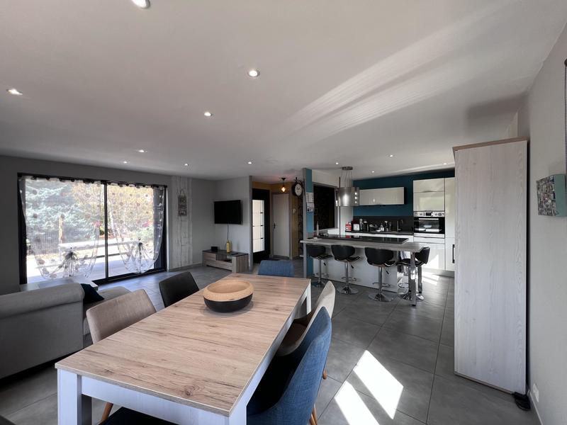 Maison traditionnelle - 100 m² - 5 pièces