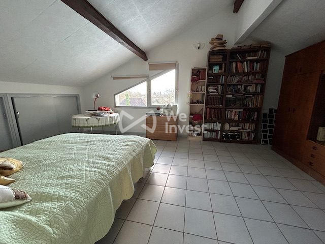 Maison - 200 m² - 7 pièces