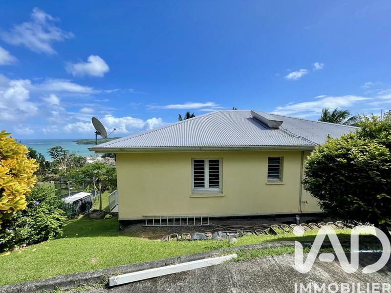 Maison - 97 m² - 5 pièces