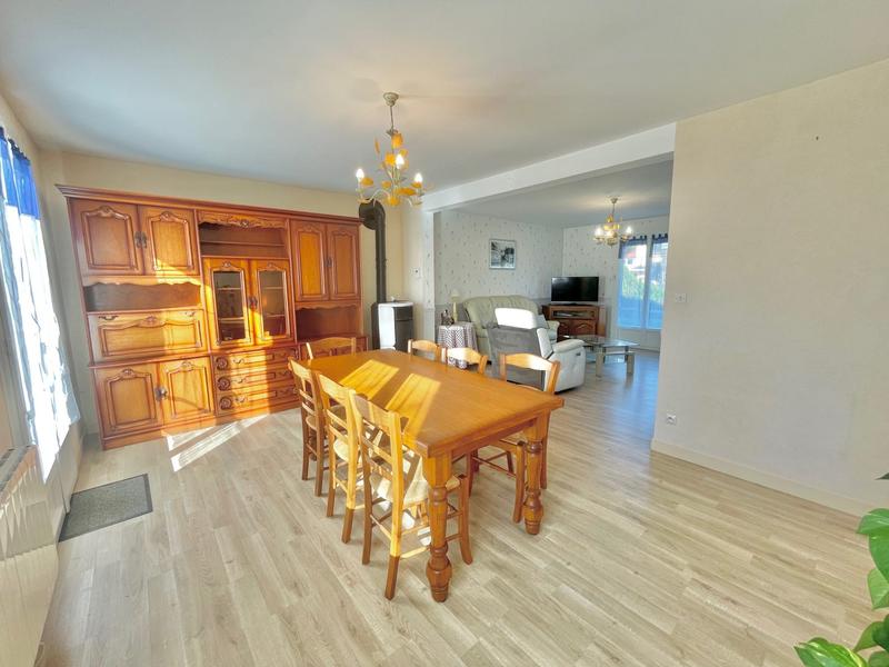 Maison - 105 m² - 5 pièces