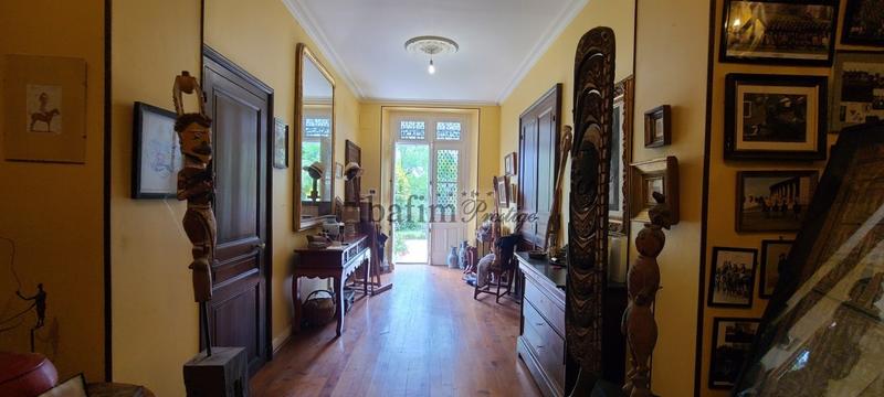 Château - 500 m² - 15 pièces