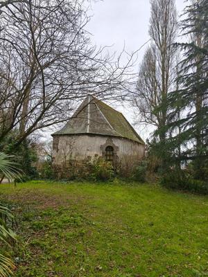 Maison - 251 m² - 9 pièces