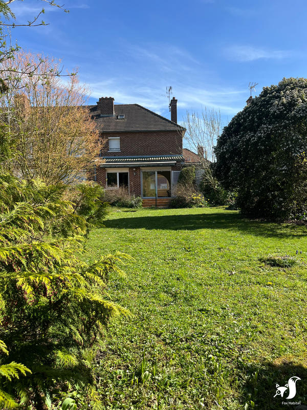 Maison - 95 m² - 4 pièces