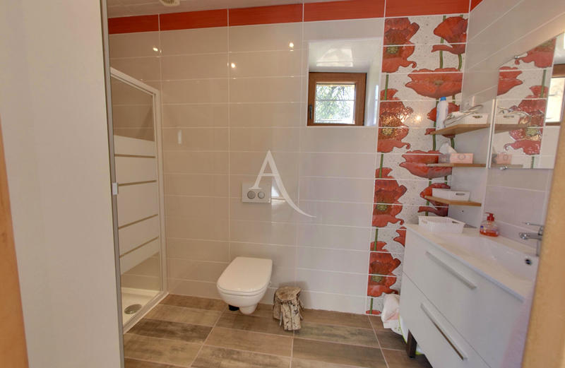 Maison - 188 m² - 8 pièces